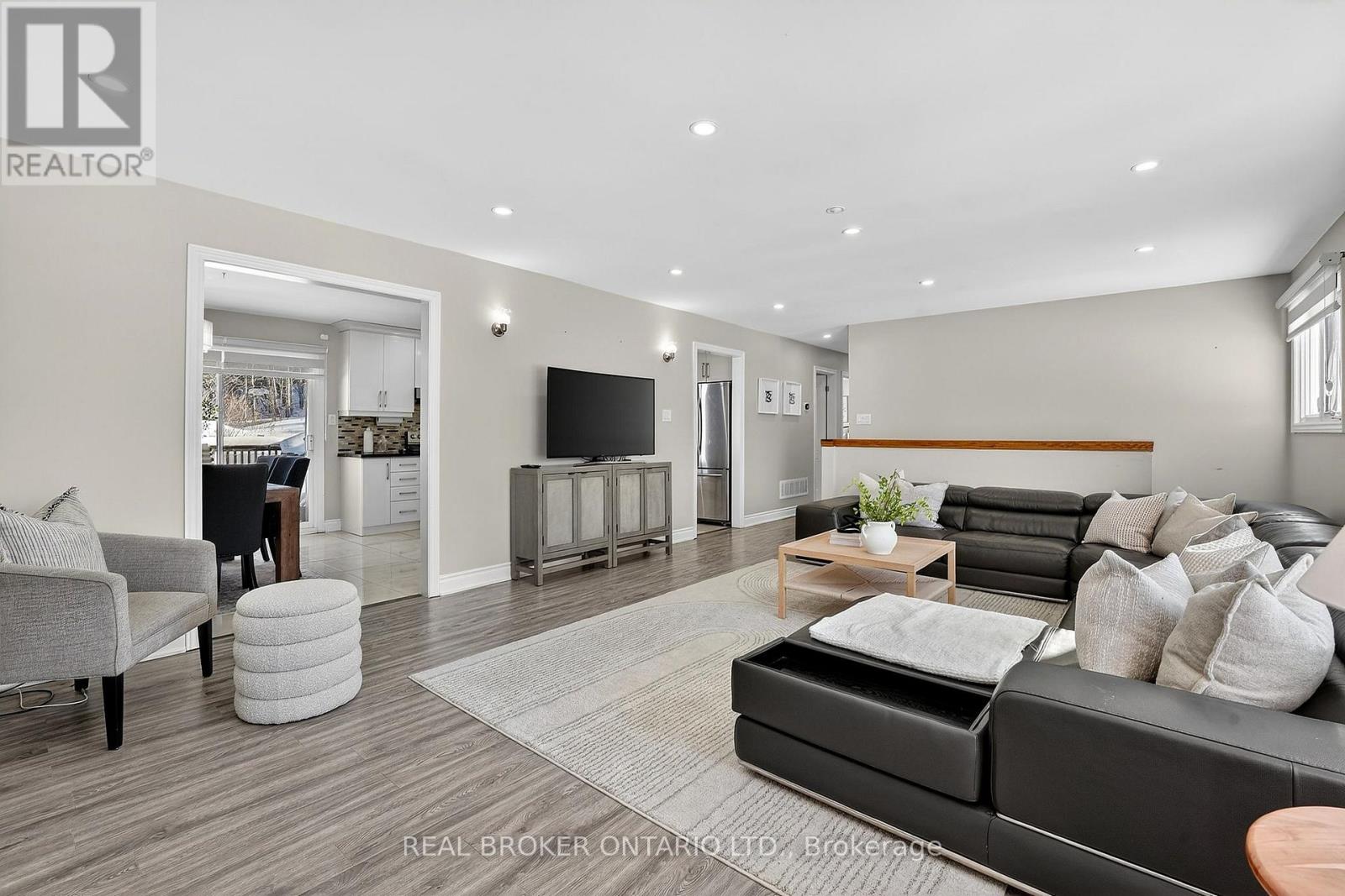 16 Old Carriage Road, East Garafraxa, Ontario  L9W 5A3 - Photo 10 - X13054316