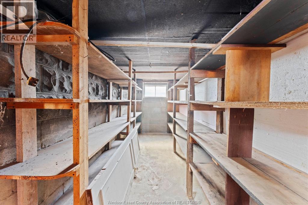 1031 Louis Ave, Windsor, Ontario  N9A 1Y1 - Photo 23 - 26009437