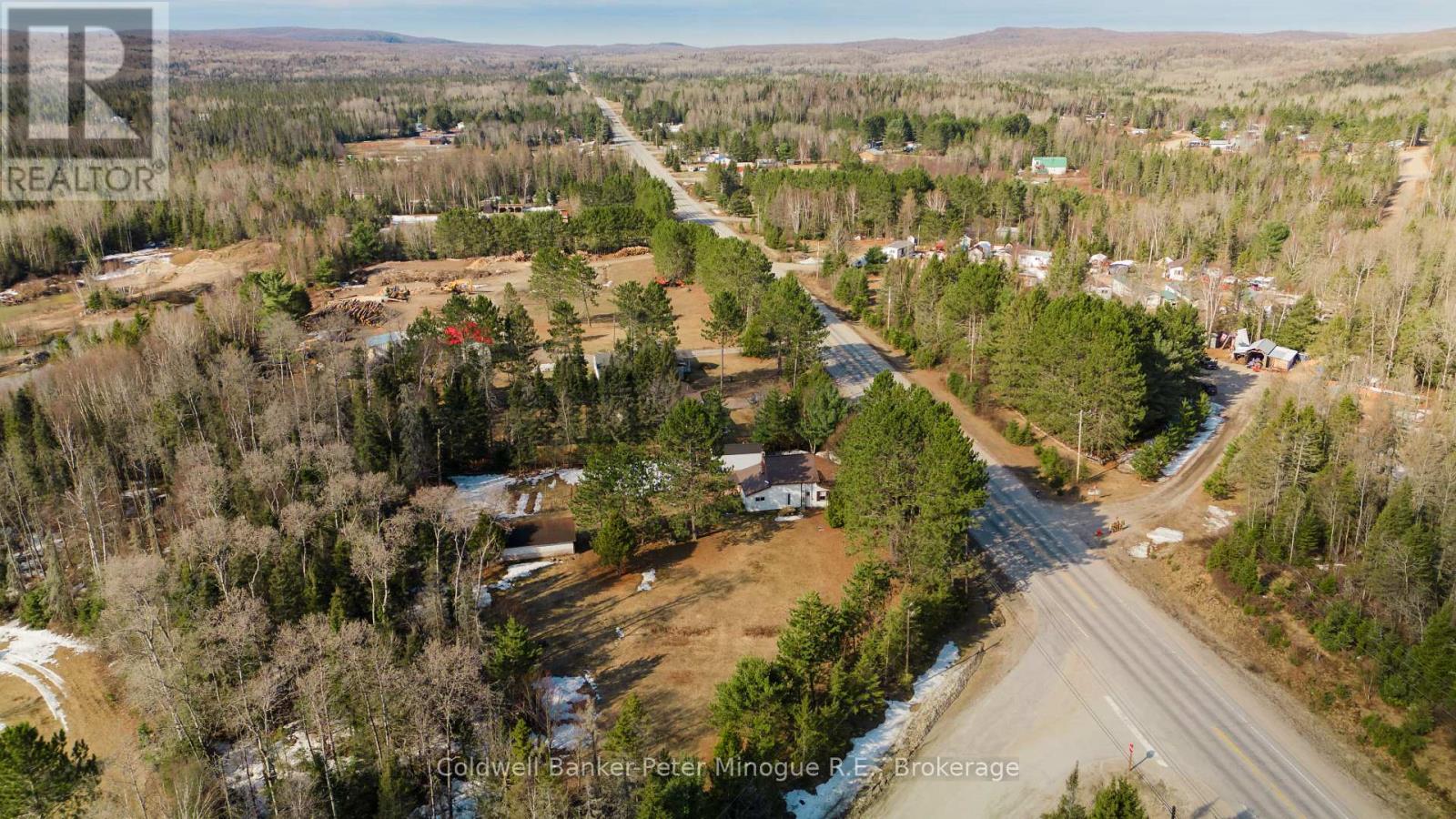 9387 Highway 63, Unorganized Townships (Redbridge), Ontario  P0H 2A0 - Photo 36 - X13048790