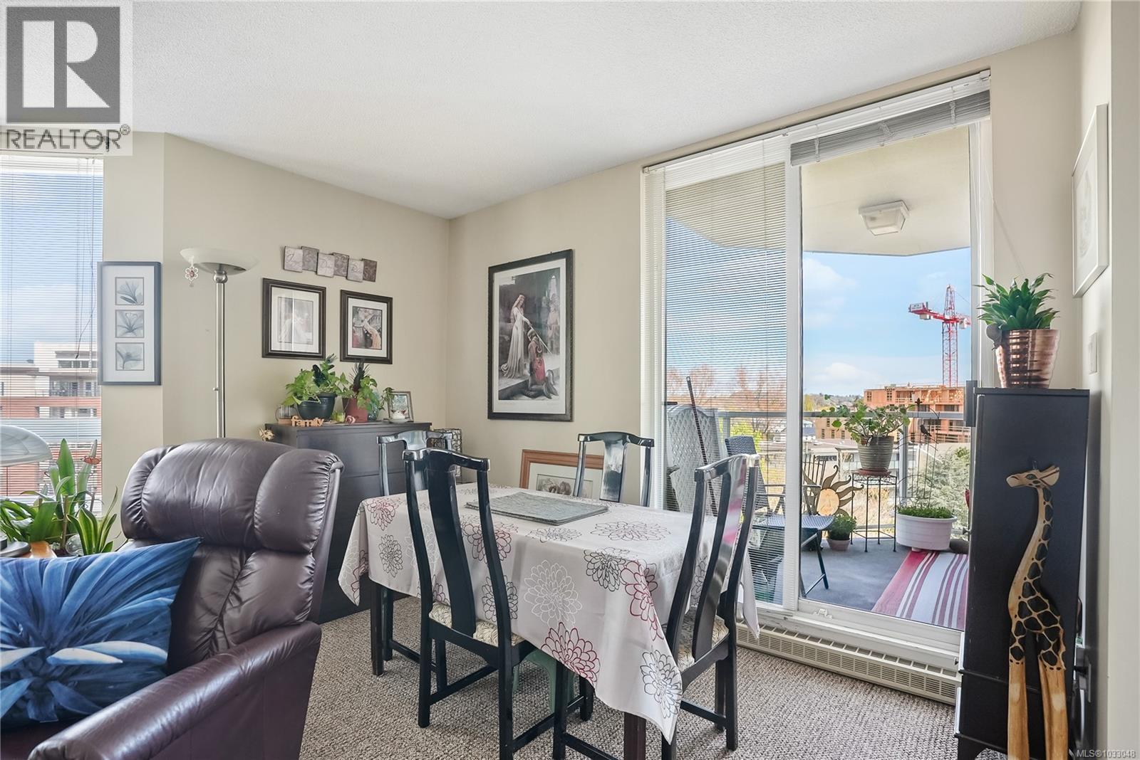 501 1015 Pandora Ave, Victoria, British Columbia  V8V 3P6 - Photo 6 - 1033048