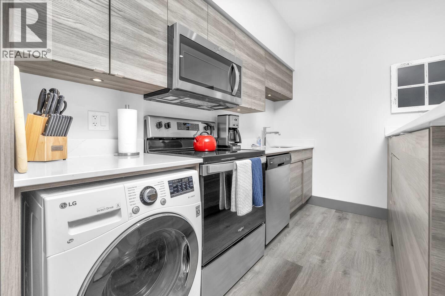 2555 Lakeshore Road Unit# 406, Vernon, British Columbia  V1H 1M9 - Photo 4 - 10385204