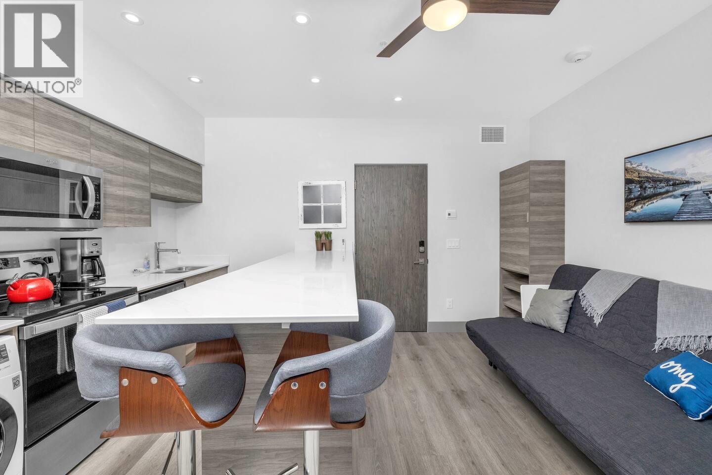 2555 Lakeshore Road Unit# 406, Vernon, British Columbia  V1H 1M9 - Photo 5 - 10385204