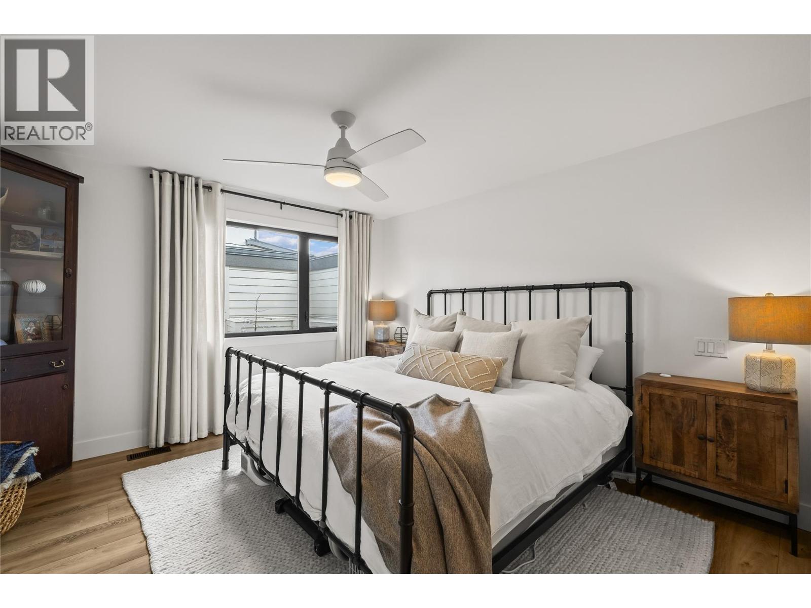 2831 Abbott Street, Kelowna, British Columbia  V1Y 1G5 - Photo 22 - 10384993