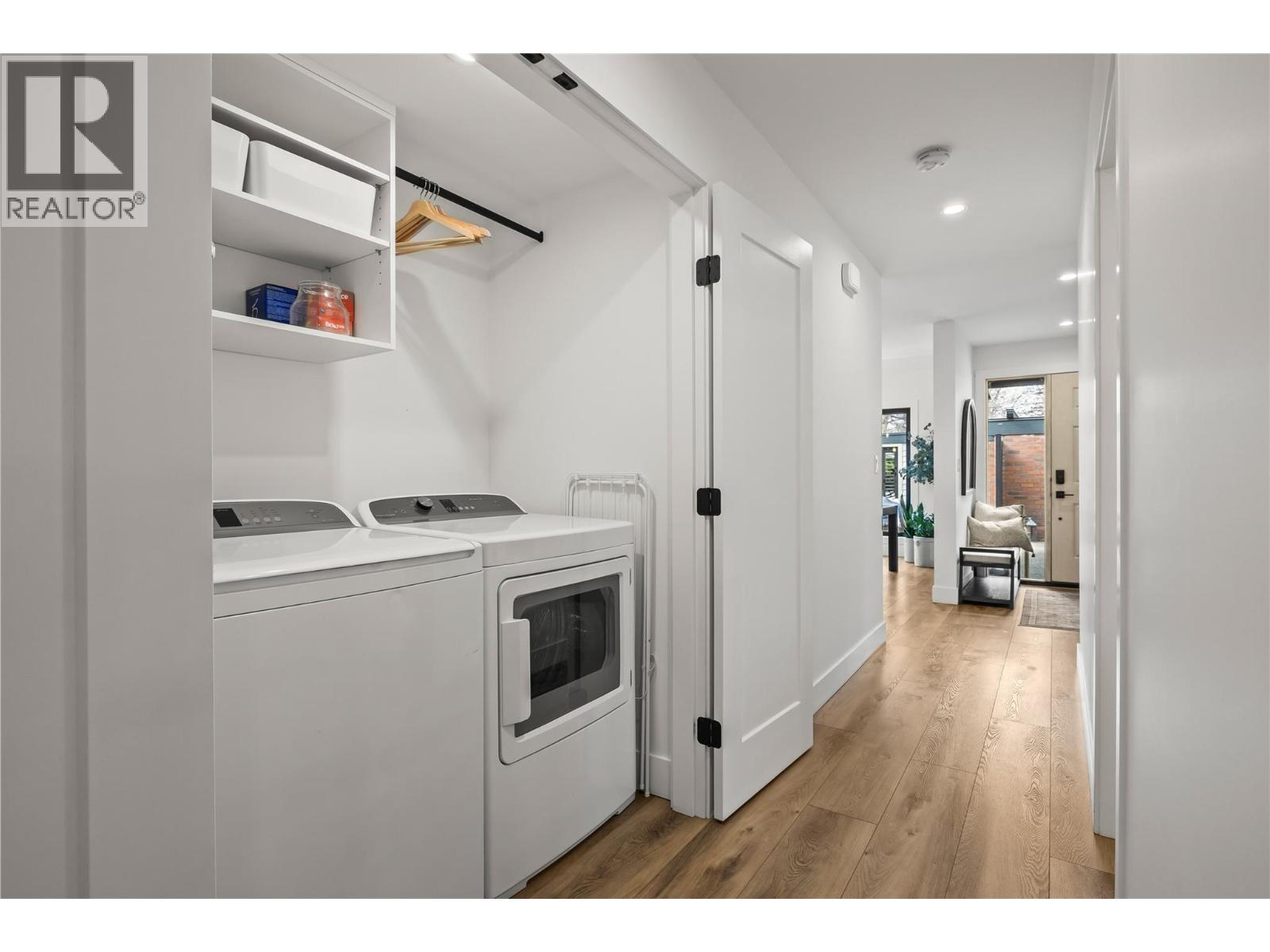 2831 Abbott Street, Kelowna, British Columbia  V1Y 1G5 - Photo 32 - 10384993