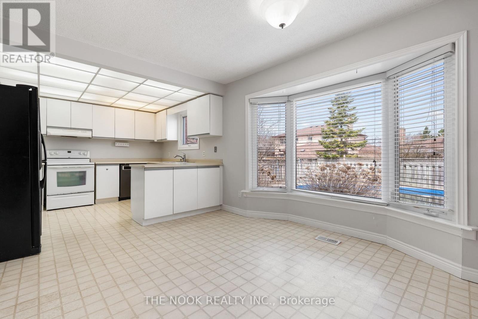 98 Devondale Street, Clarington, Ontario  L1E 2A1 - Photo 11 - E13054498