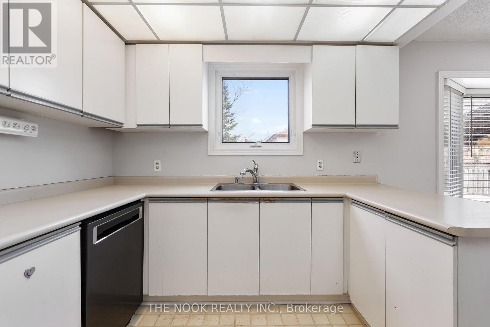 98 Devondale Street, Clarington, Ontario  L1E 2A1 - Photo 15 - E13054498