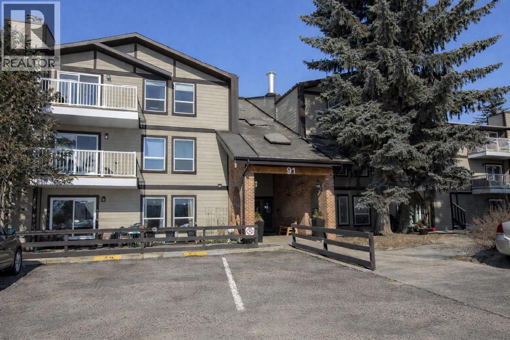 108, 91 Cosgrove Crescent, Red Deer, Alberta  T4P 2Z6 - Photo 1 - A2292329