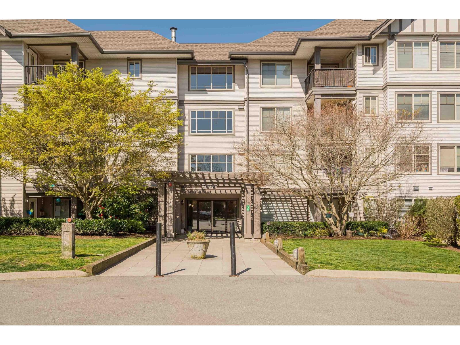 332 27358 32 Avenue, Langley, British Columbia  V4W 3M5 - Photo 1 - R3109692