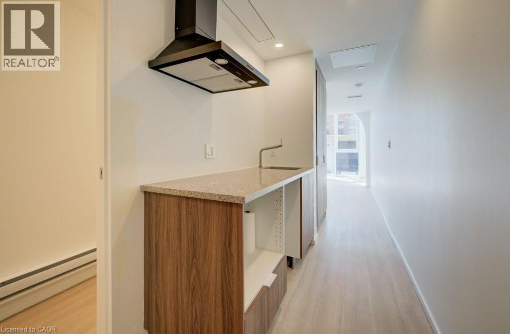 26 King Street E, Kitchener, Ontario  N2G 2K6 - Photo 4 - 40823302