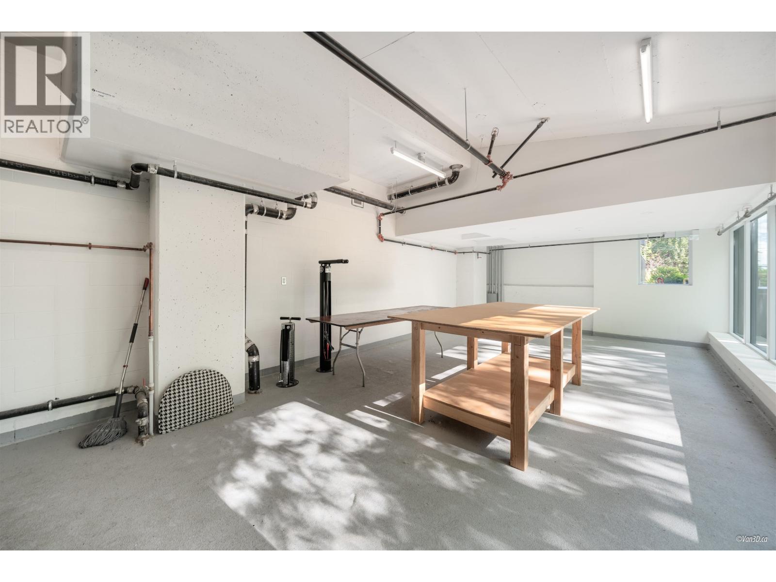 205 585 Austin Avenue, Coquitlam, British Columbia  V3K 0G6 - Photo 23 - R3116408