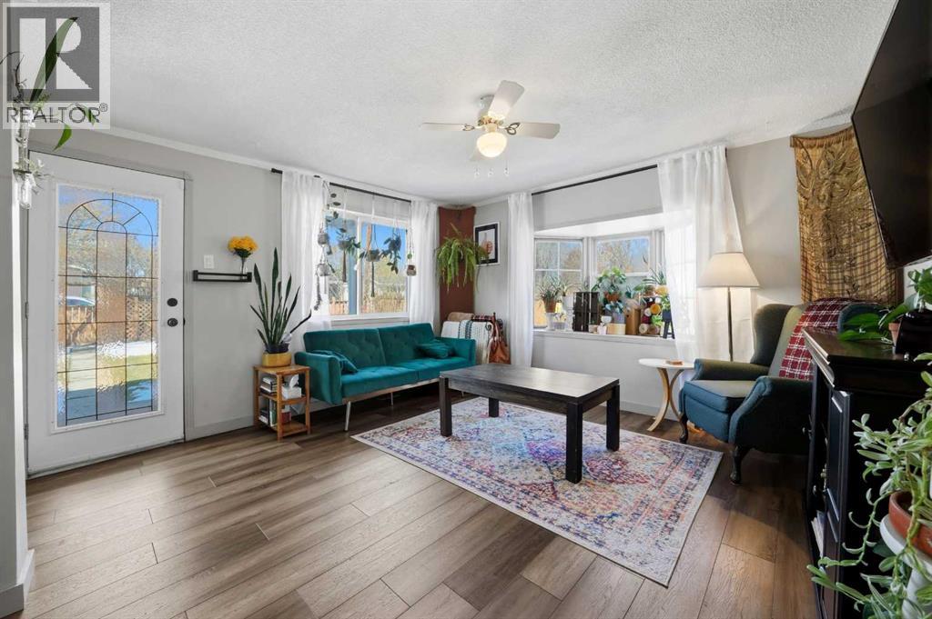 5019 58 Street, Lacombe, Alberta  T4L 1K7 - Photo 9 - A2301409