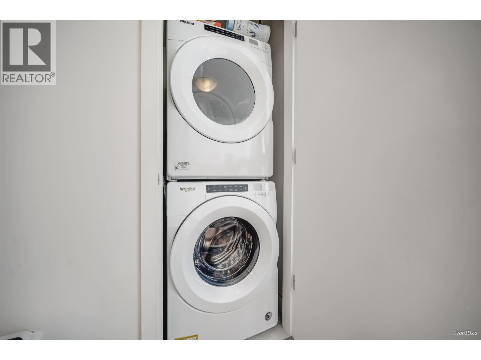 205 585 Austin Avenue, Coquitlam, British Columbia  V3K 0G6 - Photo 15 - R3116408