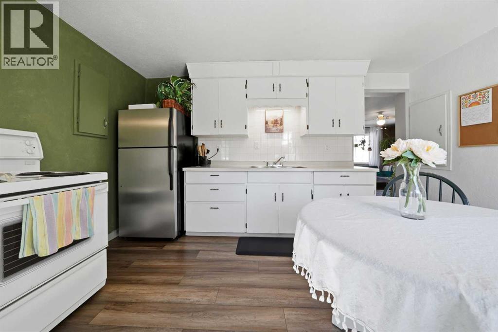 5019 58 Street, Lacombe, Alberta  T4L 1K7 - Photo 17 - A2301409