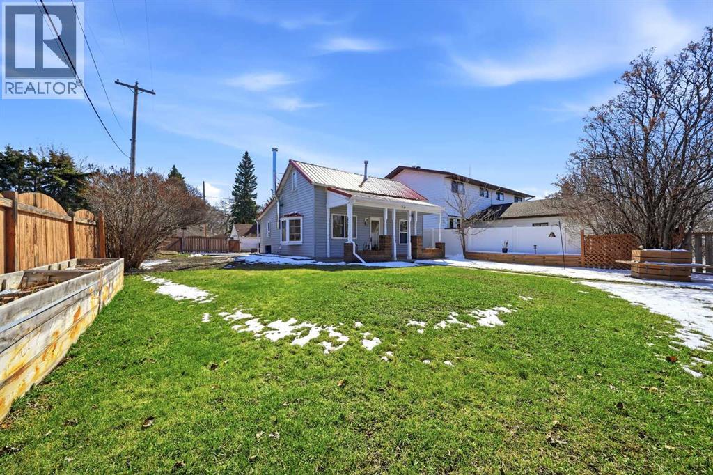 5019 58 Street, Lacombe, Alberta  T4L 1K7 - Photo 2 - A2301409