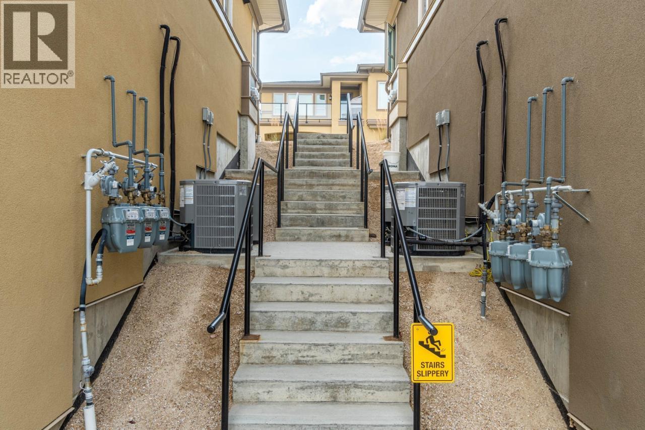 2171 Van Horne Drive Unit# 31, Kamloops, British Columbia  V1S 0E2 - Photo 29 - 10385034