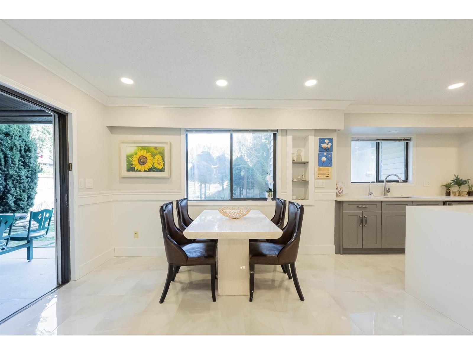 9252 204 Street, Langley, British Columbia  V1M 1B7 - Photo 5 - R3116728