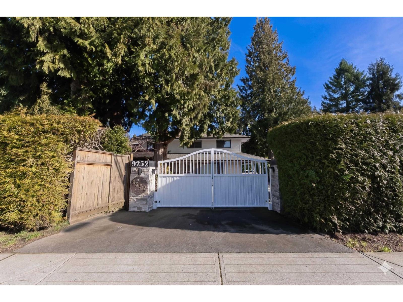 9252 204 Street, Langley, British Columbia  V1M 1B7 - Photo 1 - R3116728