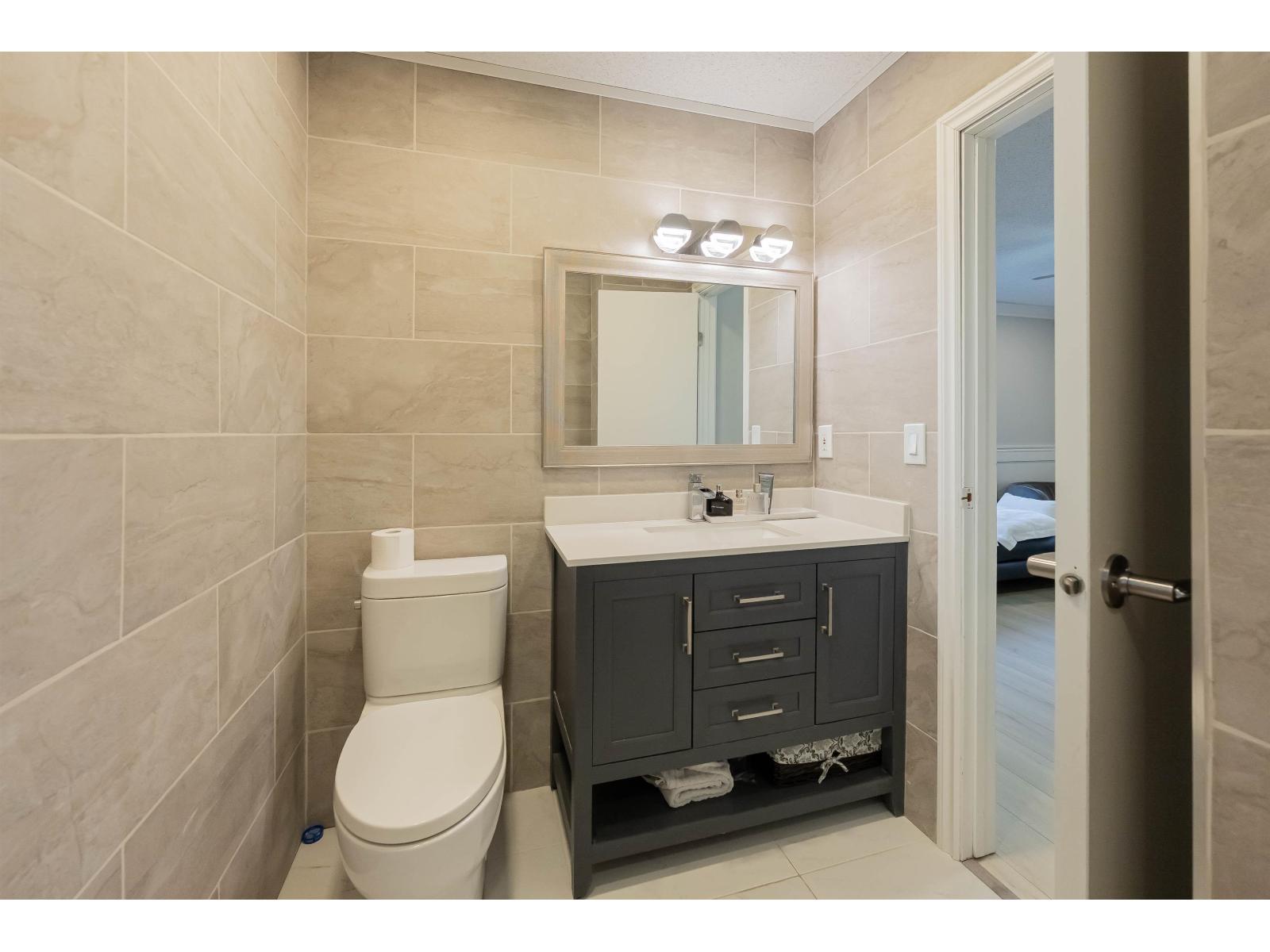 9252 204 Street, Langley, British Columbia  V1M 1B7 - Photo 11 - R3116728