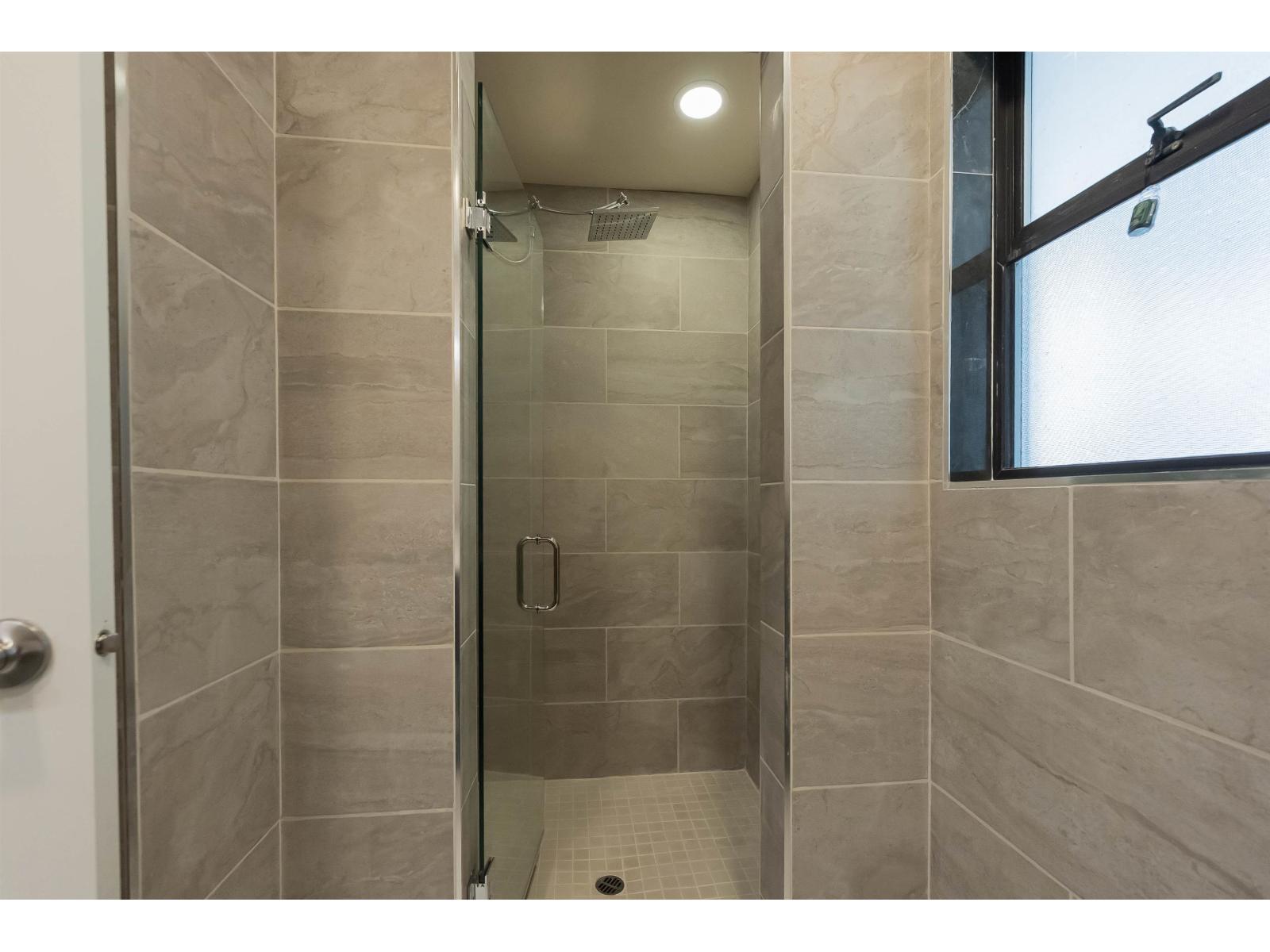 9252 204 Street, Langley, British Columbia  V1M 1B7 - Photo 12 - R3116728