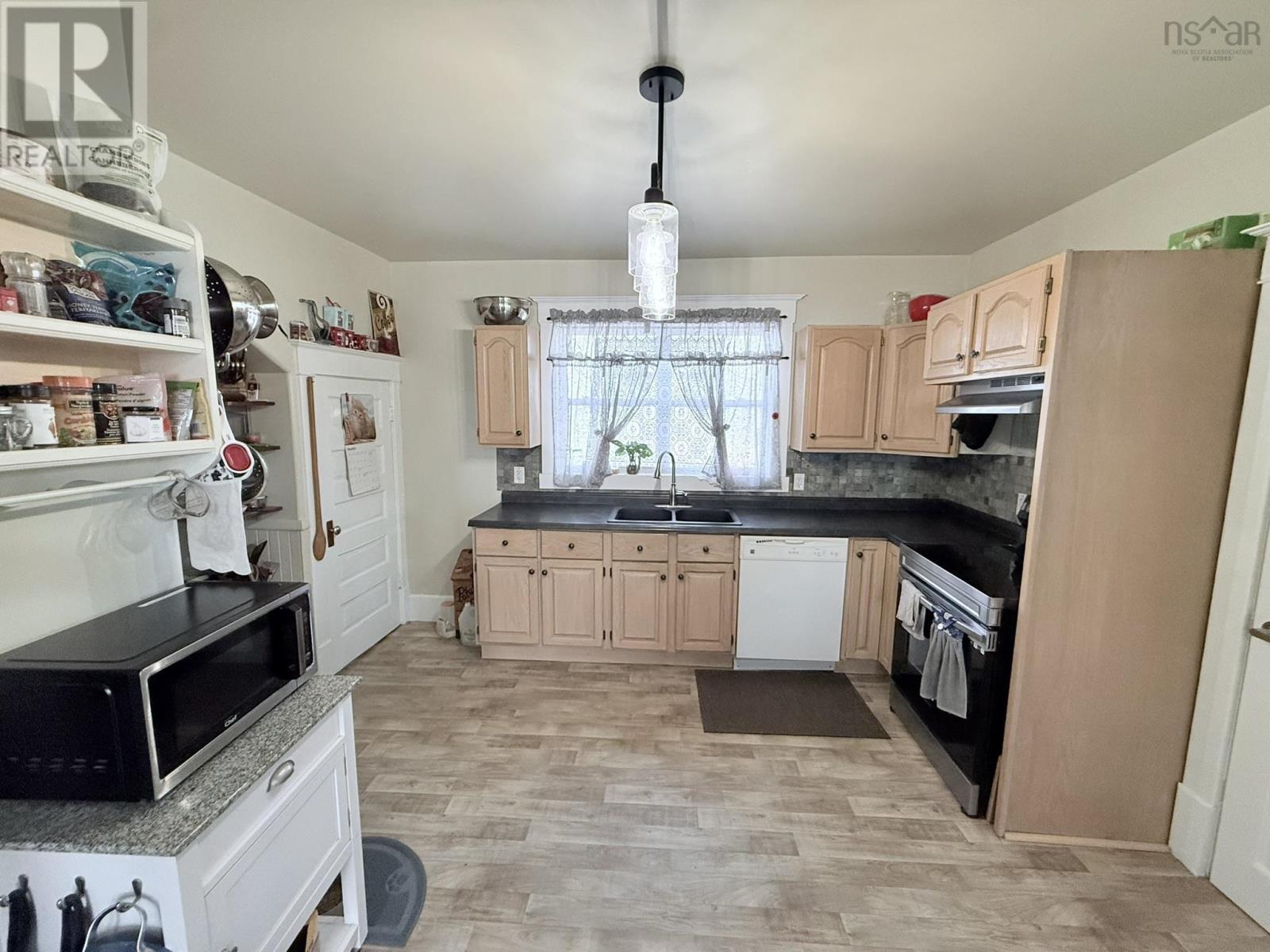 232 Brunswick Street, Truro, Nova Scotia  B2N 2J1 - Photo 15 - 202605454