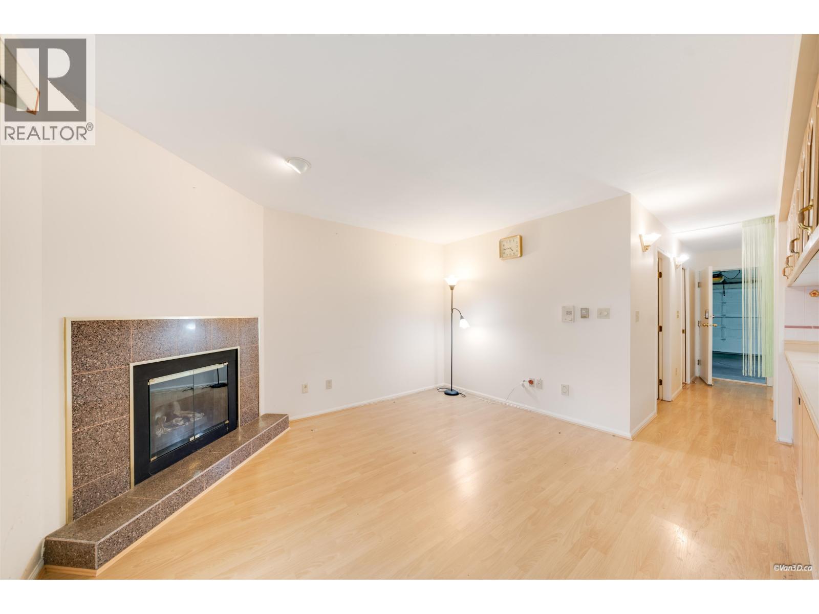 10 10900 No. 2 Road, Richmond, British Columbia  V7E 2E3 - Photo 3 - R3116645