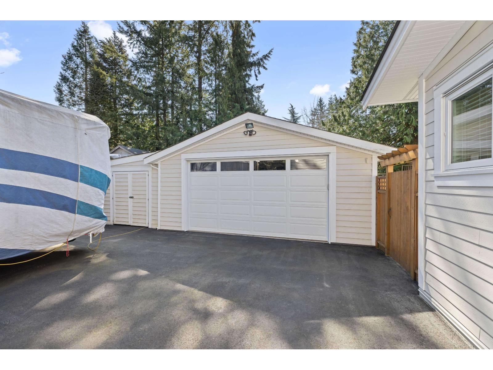 19864 37a Avenue, Langley, British Columbia  V3A 2S7 - Photo 37 - R3111466