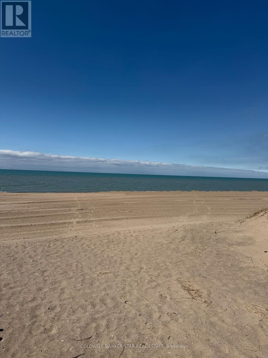 79 Deerfield Road, South Huron, Ontario  N0M 1T0 - Photo 4 - X13054330