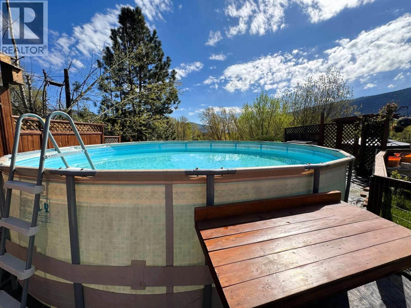 2200 Almond Gardens Road E, Grand Forks, British Columbia  V0H 1H4 - Photo 38 - 10376615