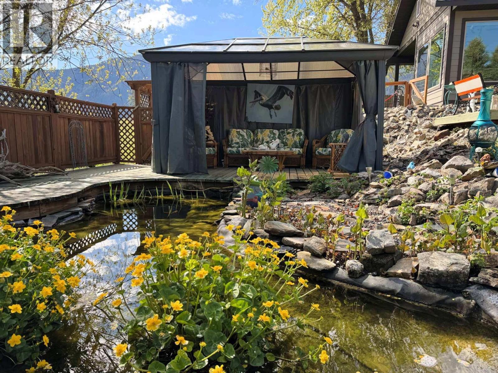 2200 Almond Gardens Road E, Grand Forks, British Columbia  V0H 1H4 - Photo 29 - 10376615