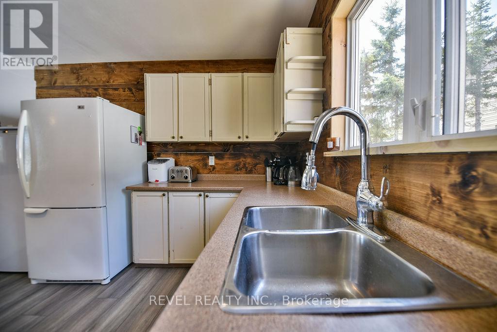 13 Sewell Lake Road, Timmins, Ontario  P4N 7K2 - Photo 5 - X13054396