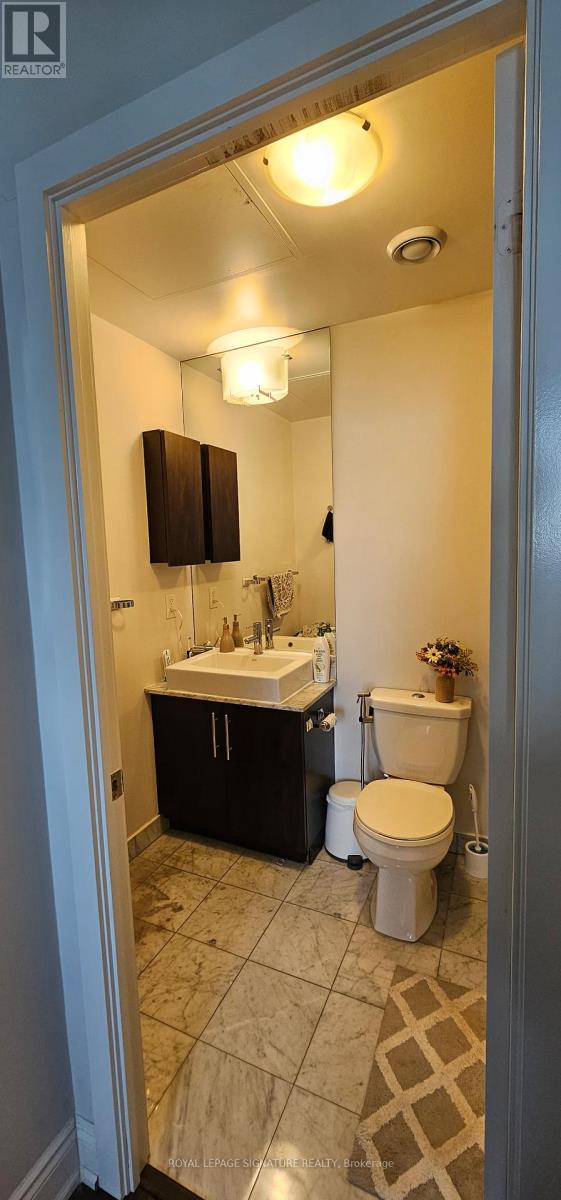 2401 - 65 Bremner Boulevard, Toronto, Ontario  M5J 0A7 - Photo 7 - C13052120