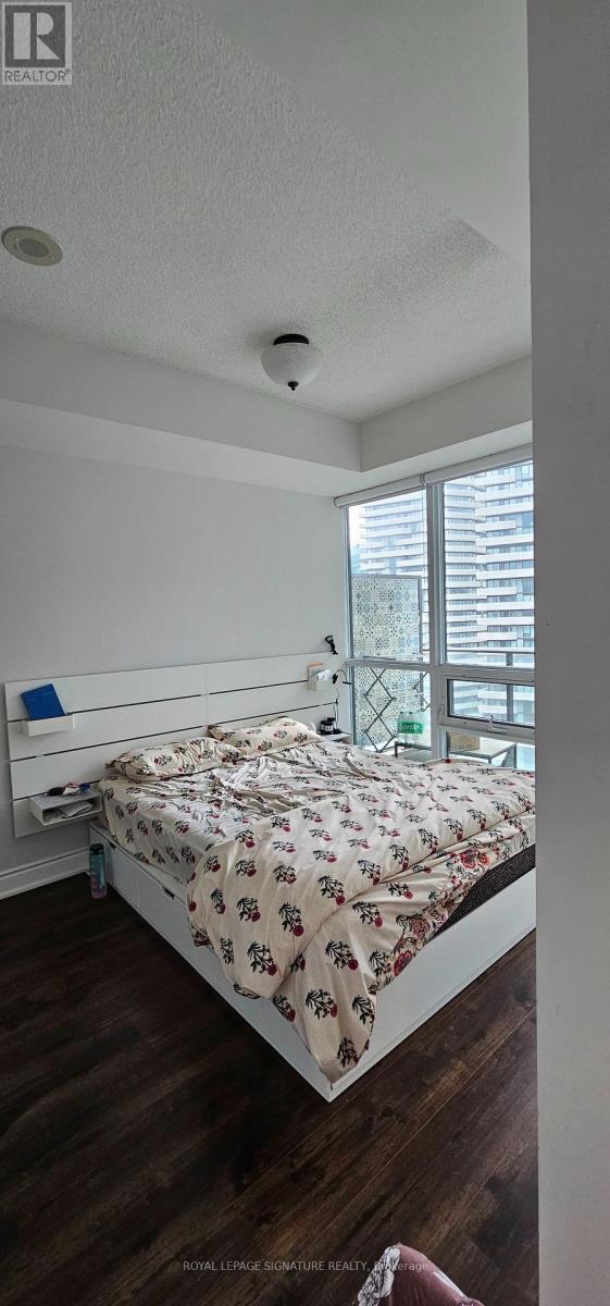 2401 - 65 Bremner Boulevard, Toronto, Ontario  M5J 0A7 - Photo 9 - C13052120