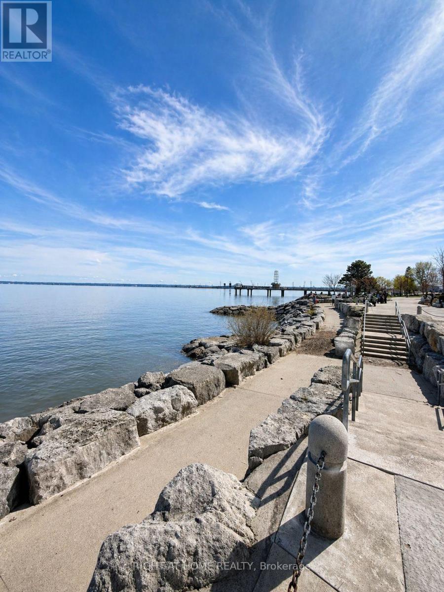 1209 - 2075 Lakeshore Road, Burlington, Ontario  L7R 1E2 - Photo 32 - W13053428