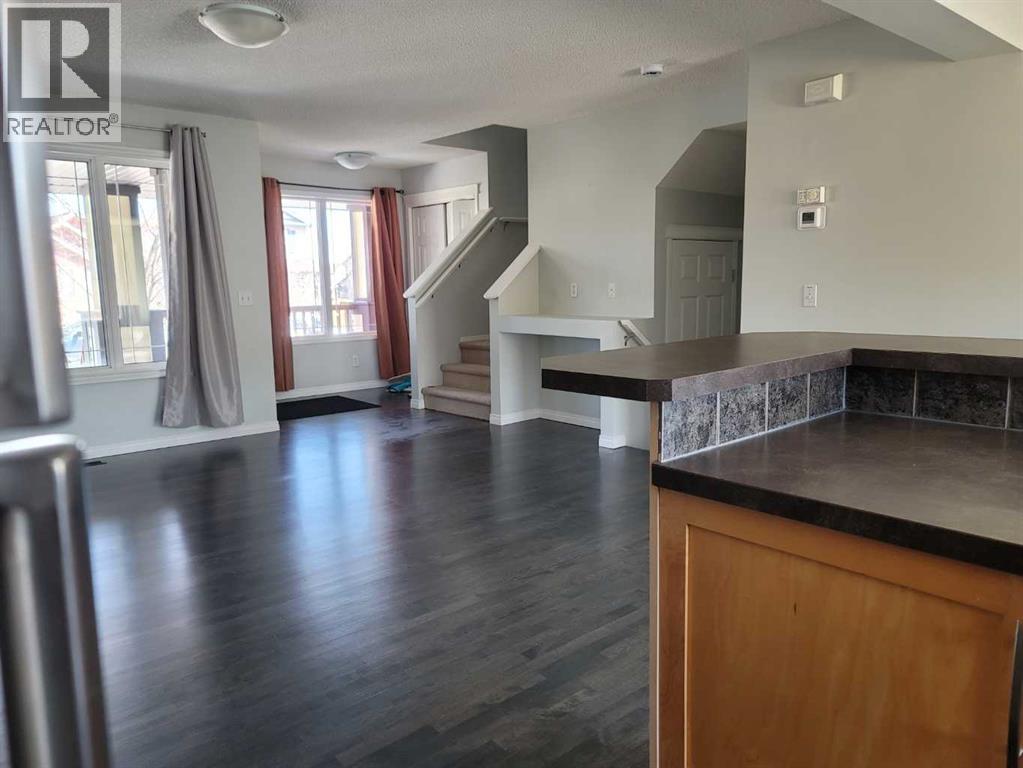 397 Sagewood Drive Sw, Airdrie, Alberta  T4B 3N3 - Photo 4 - A2305246