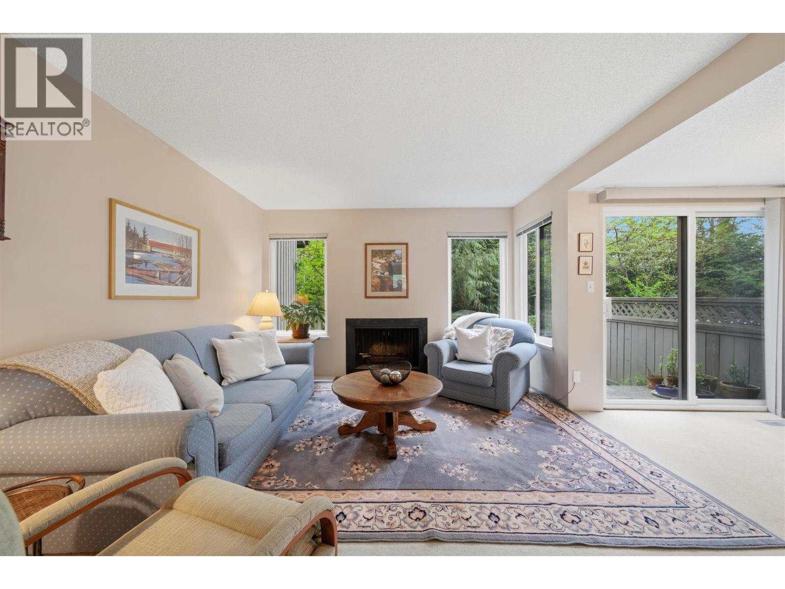 4748 Laurelwood Place, Burnaby, British Columbia  V5G 4B2 - Photo 17 - R3116785