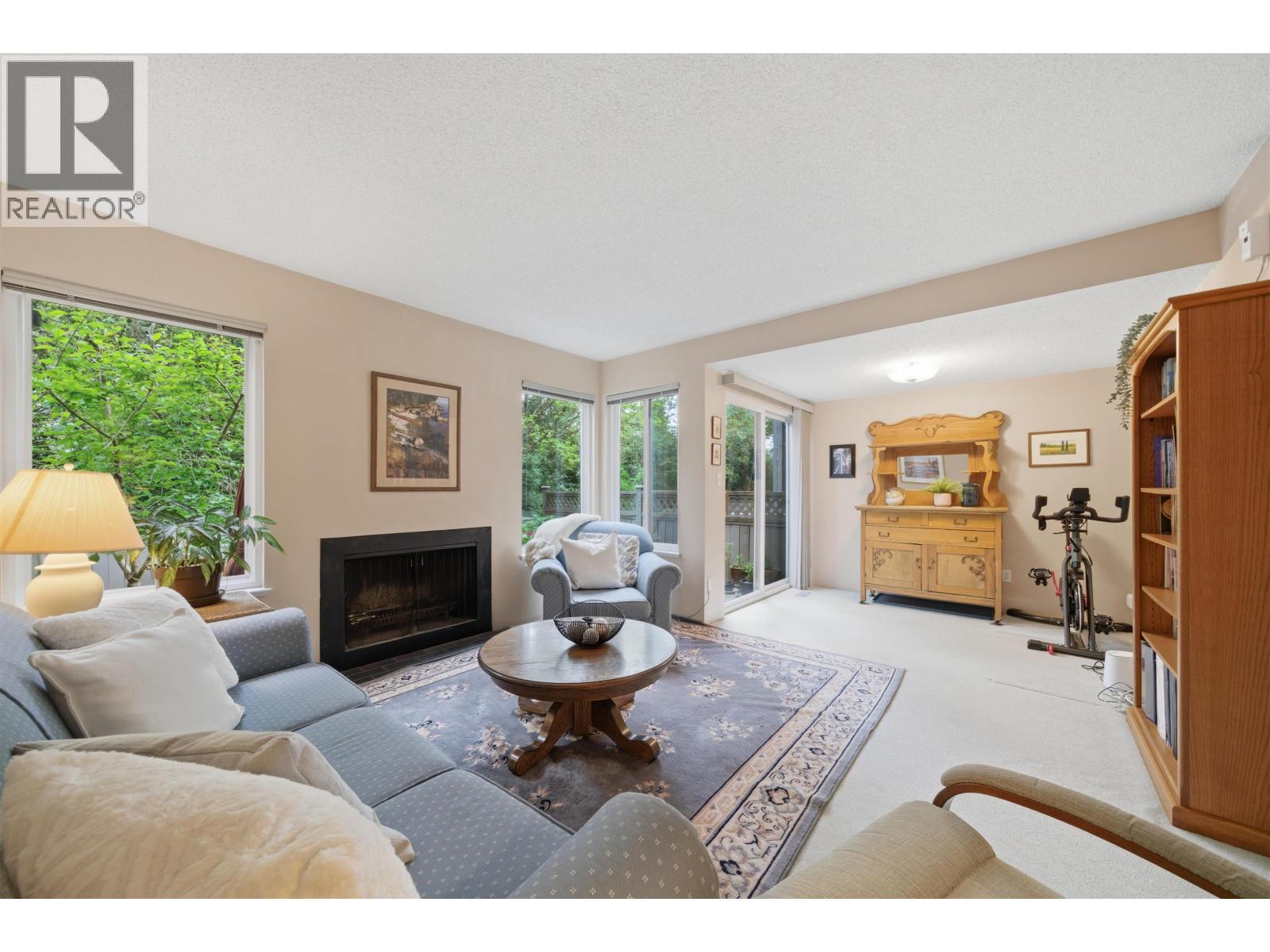 4748 Laurelwood Place, Burnaby, British Columbia  V5G 4B2 - Photo 18 - R3116785