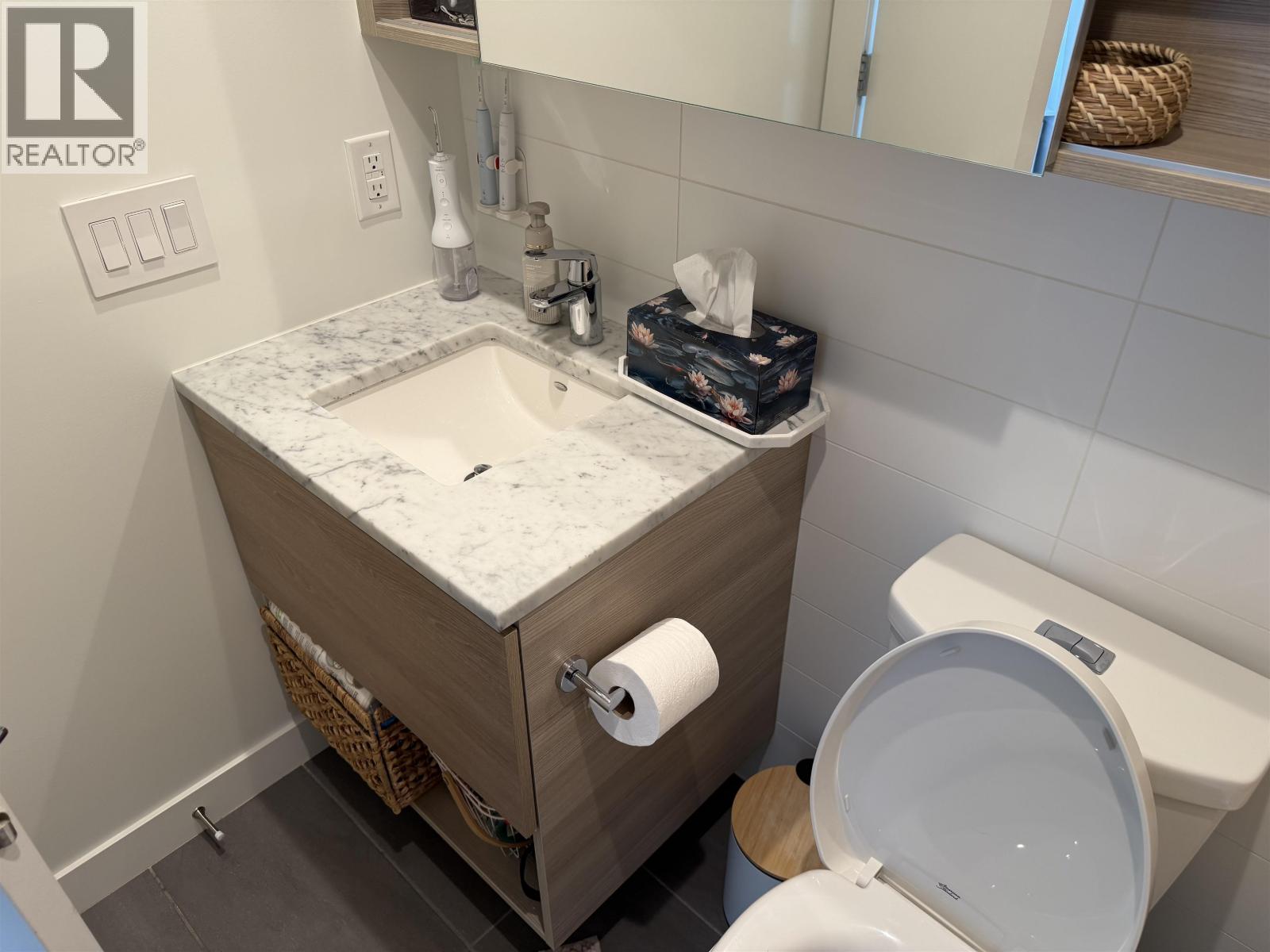 2706 657 Whiting Way, Coquitlam, British Columbia  V3J 0J6 - Photo 12 - R3116793