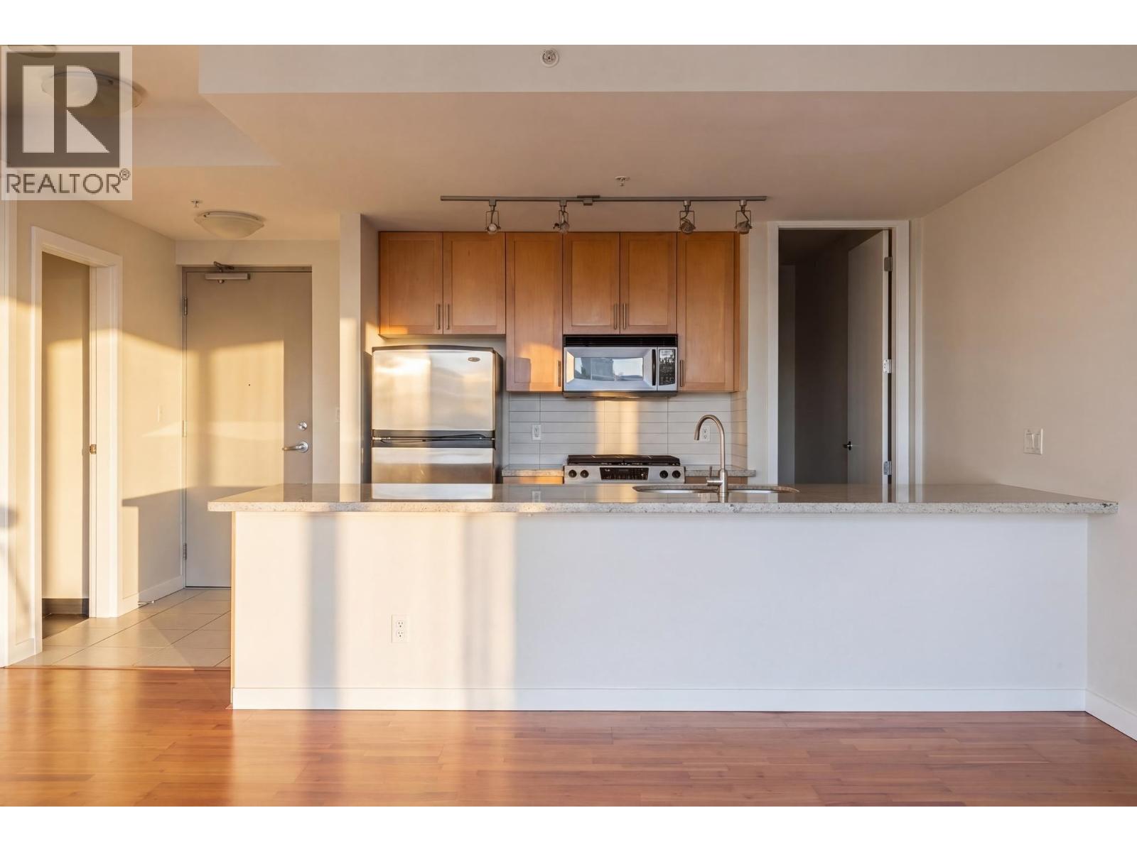 705 2055 Yukon Street, Vancouver, British Columbia  V5Y 4B7 - Photo 7 - R3116799