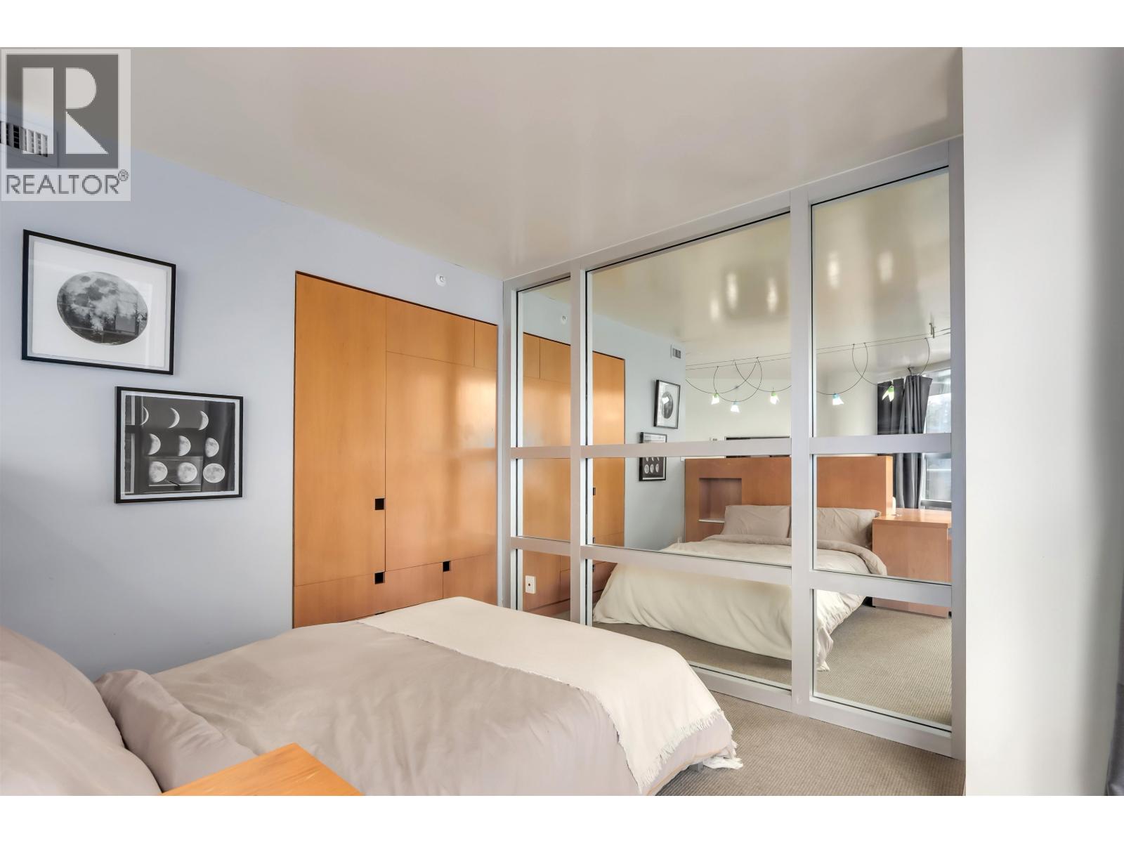 1404 1050 Burrard Street, Vancouver, British Columbia  V6Z 2S3 - Photo 10 - R3116802