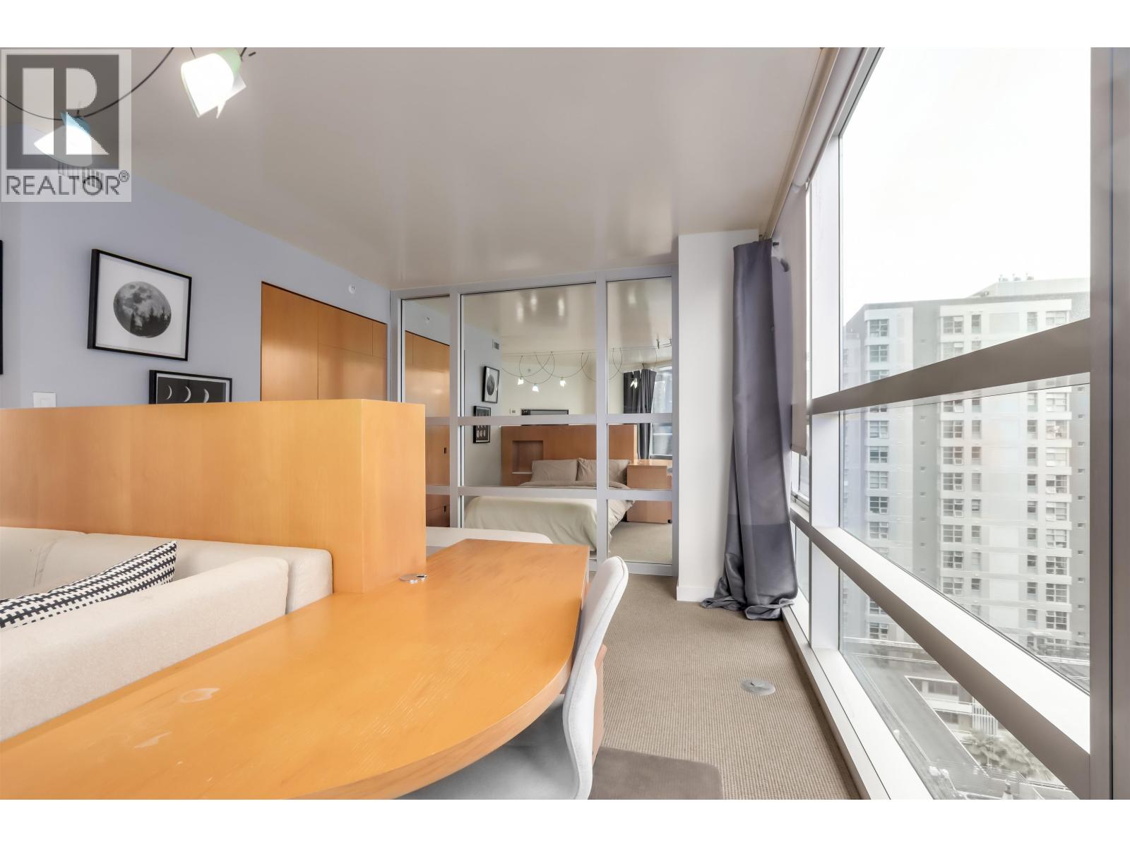 1404 1050 Burrard Street, Vancouver, British Columbia  V6Z 2S3 - Photo 9 - R3116802