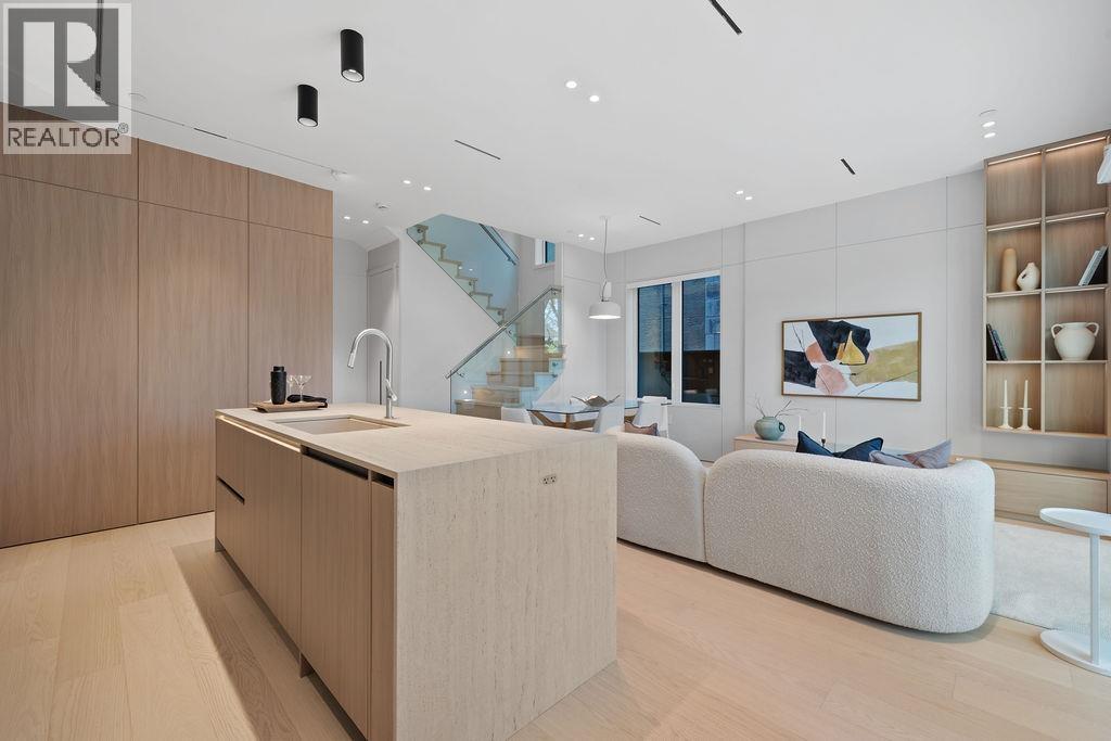 1 2935 W 15th Avenue, Vancouver, British Columbia  V6K 3A2 - Photo 6 - R3116818