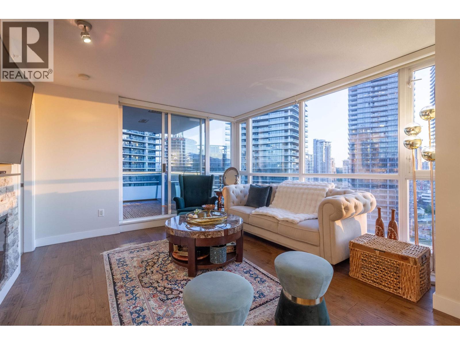 1202 4888 BRENTWOOD DRIVE, Burnaby, British Columbia