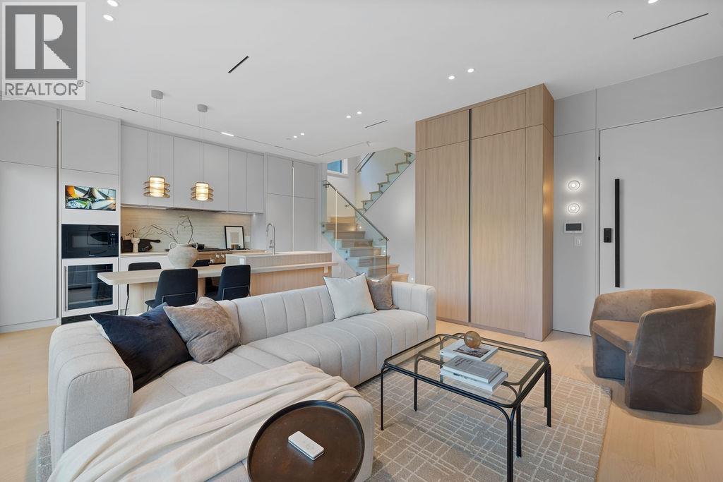 2 2935 W 15th Avenue, Vancouver, British Columbia  V6K 3A2 - Photo 11 - R3116839