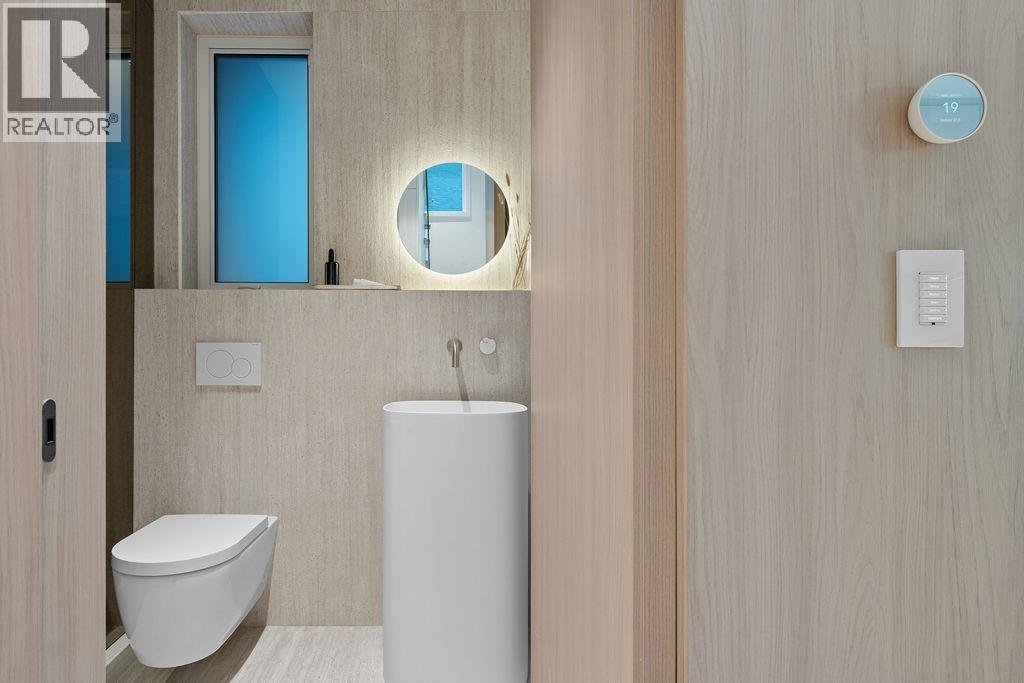 2 2935 W 15th Avenue, Vancouver, British Columbia  V6K 3A2 - Photo 18 - R3116839