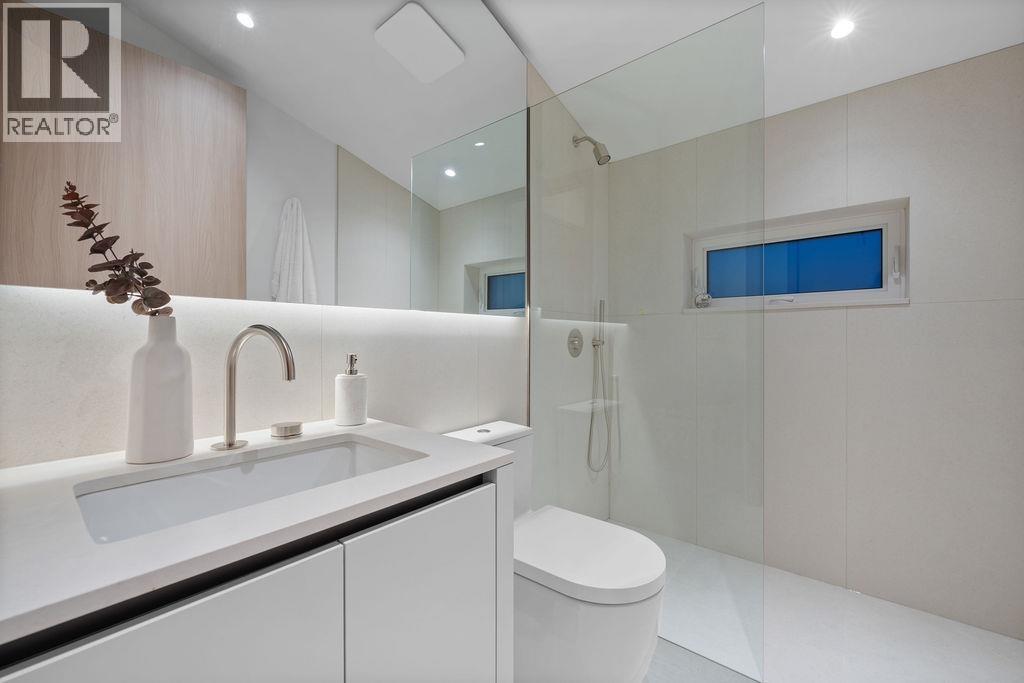 2 2935 W 15th Avenue, Vancouver, British Columbia  V6K 3A2 - Photo 33 - R3116839