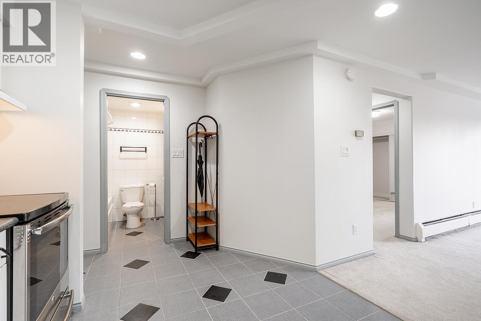 207 110 Seventh Street, New Westminster, British Columbia  V3M 5W5 - Photo 13 - R3116852