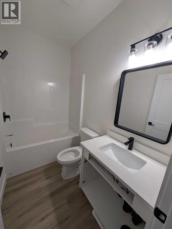 98 Sunwood Crescent SW, Medicine Hat, Alberta  T1B 4Y6 - Photo 8 - A2288269