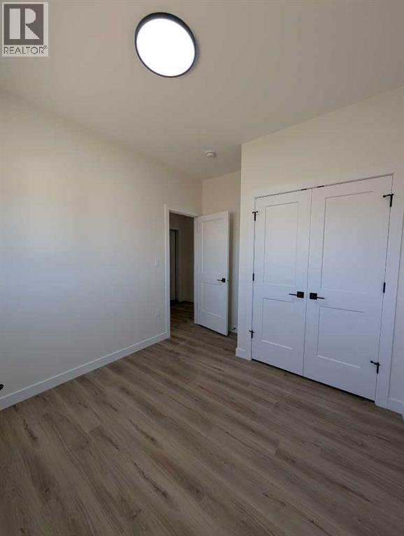 98 Sunwood Crescent SW, Medicine Hat, Alberta  T1B 4Y6 - Photo 9 - A2288269