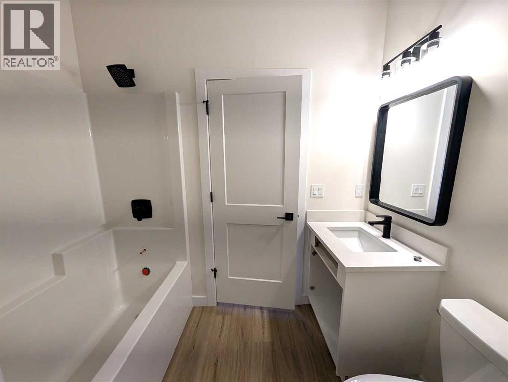 98 Sunwood Crescent SW, Medicine Hat, Alberta  T1B 4Y6 - Photo 13 - A2288269