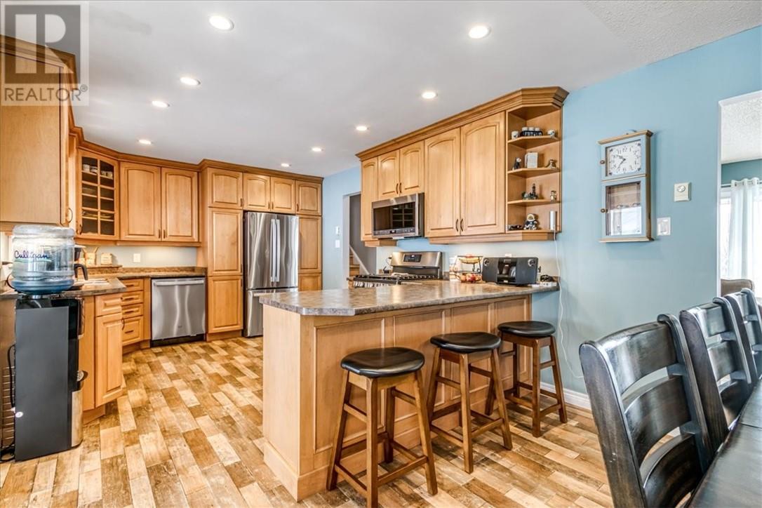 51 Kathryn Crescent, North Bay, Ontario  P1B 8P5 - Photo 6 - 2126449